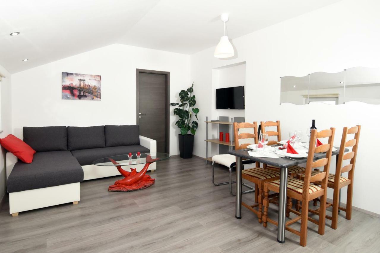 Apartments Trampi Marinici  Dış mekan fotoğraf