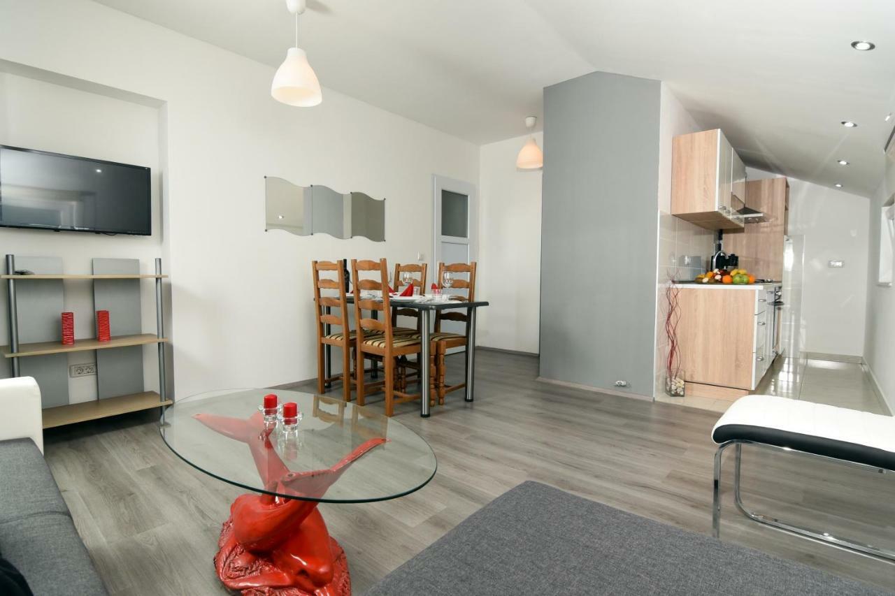 Apartments Trampi Marinici  Dış mekan fotoğraf