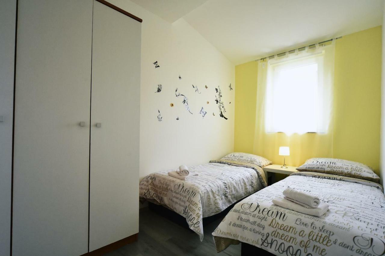 Apartments Trampi Marinici  Dış mekan fotoğraf